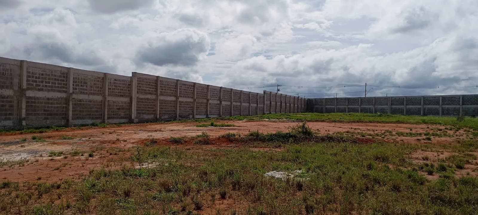 Execução de muro — Canil ONG Casa Mundo Animal — registro 55 da execução